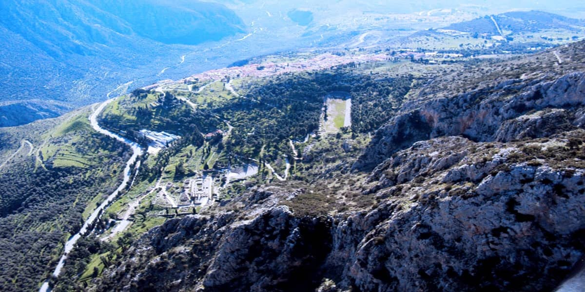 paragliding over delphi site