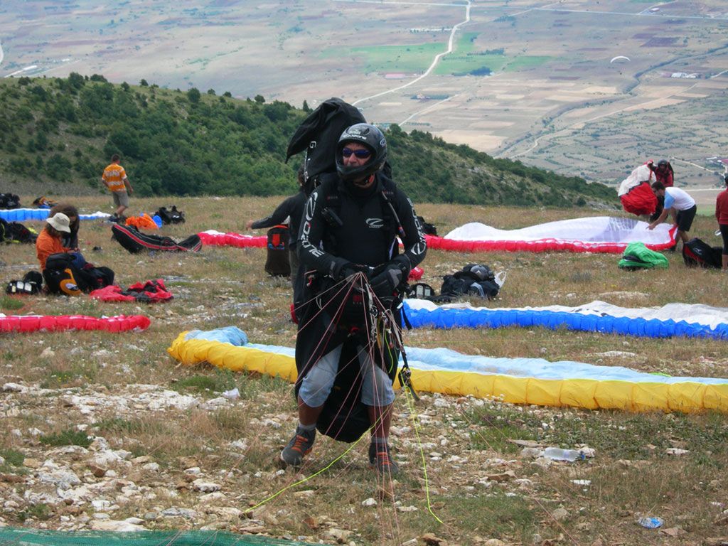 βιογραφικό Γιάννης Ξηρός